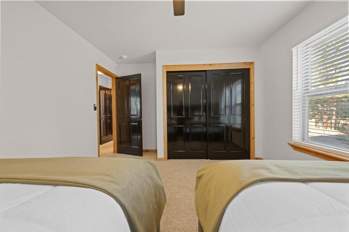 New Serenity Lodge Base Of Snow Summit Hot Tub Big Bear Lake Exterior photo