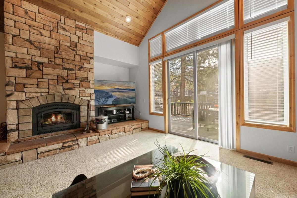 New Serenity Lodge Base Of Snow Summit Hot Tub Big Bear Lake Exterior photo